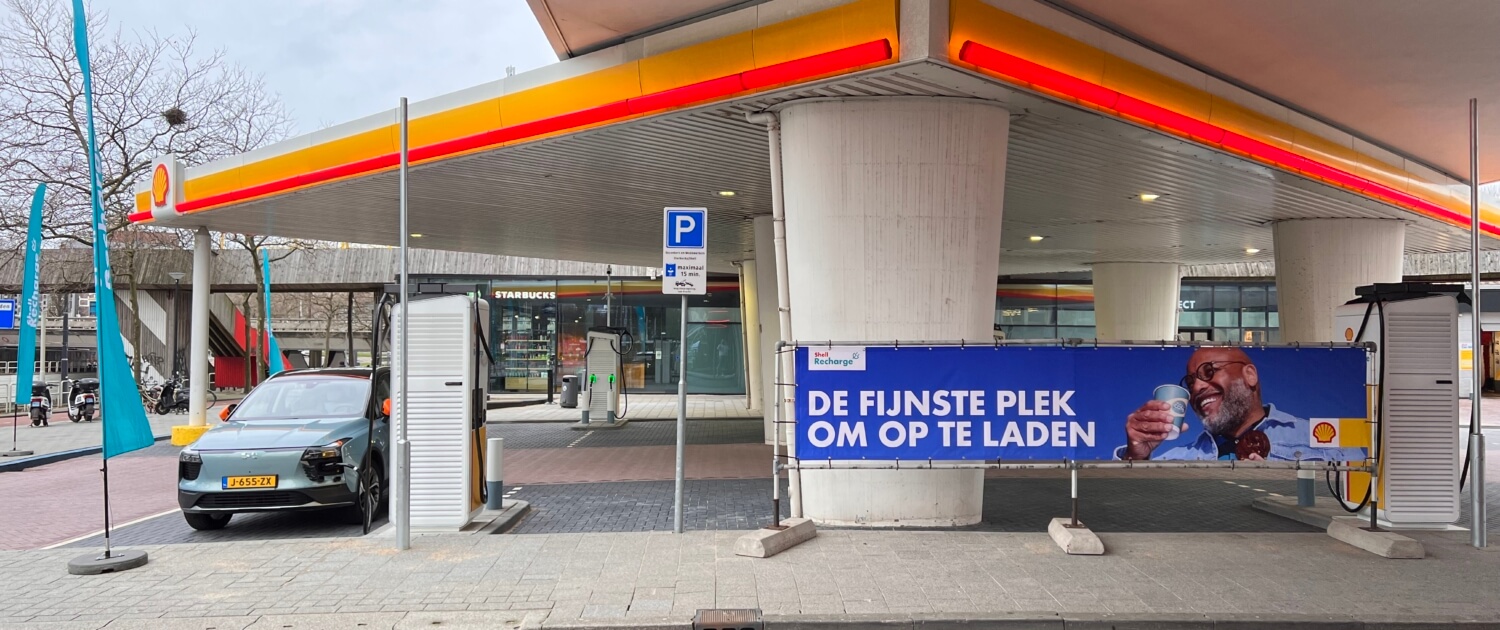 Shell Recharge snellaadstation van de toekomst in Rotterdam
