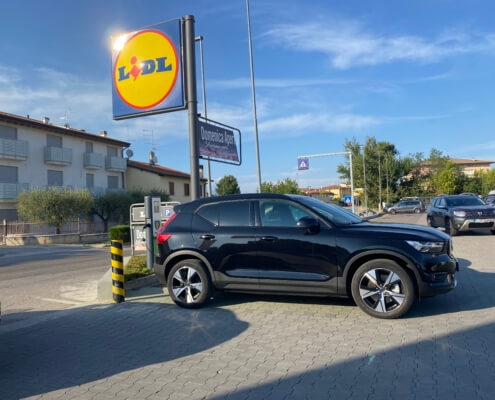 Elektrische auto opladen in Oostenrijk bij de Lidl winkels
