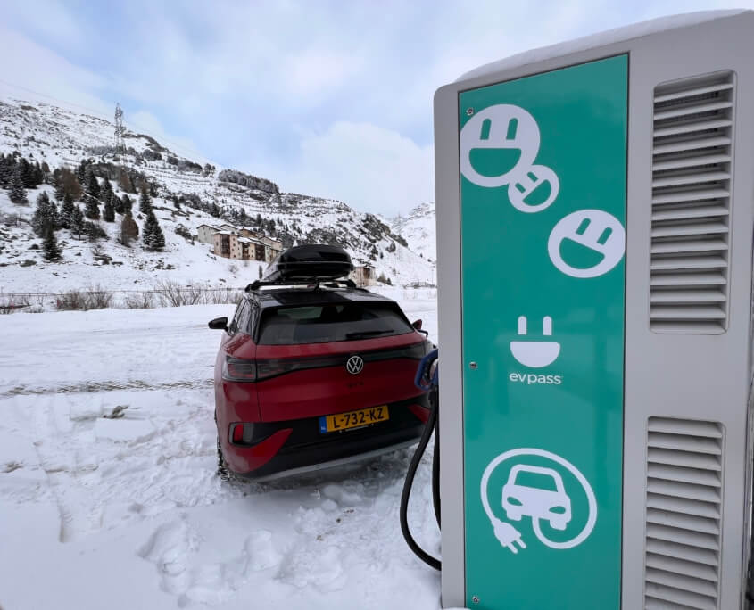 Met de elektrische auto naar Zwitserland