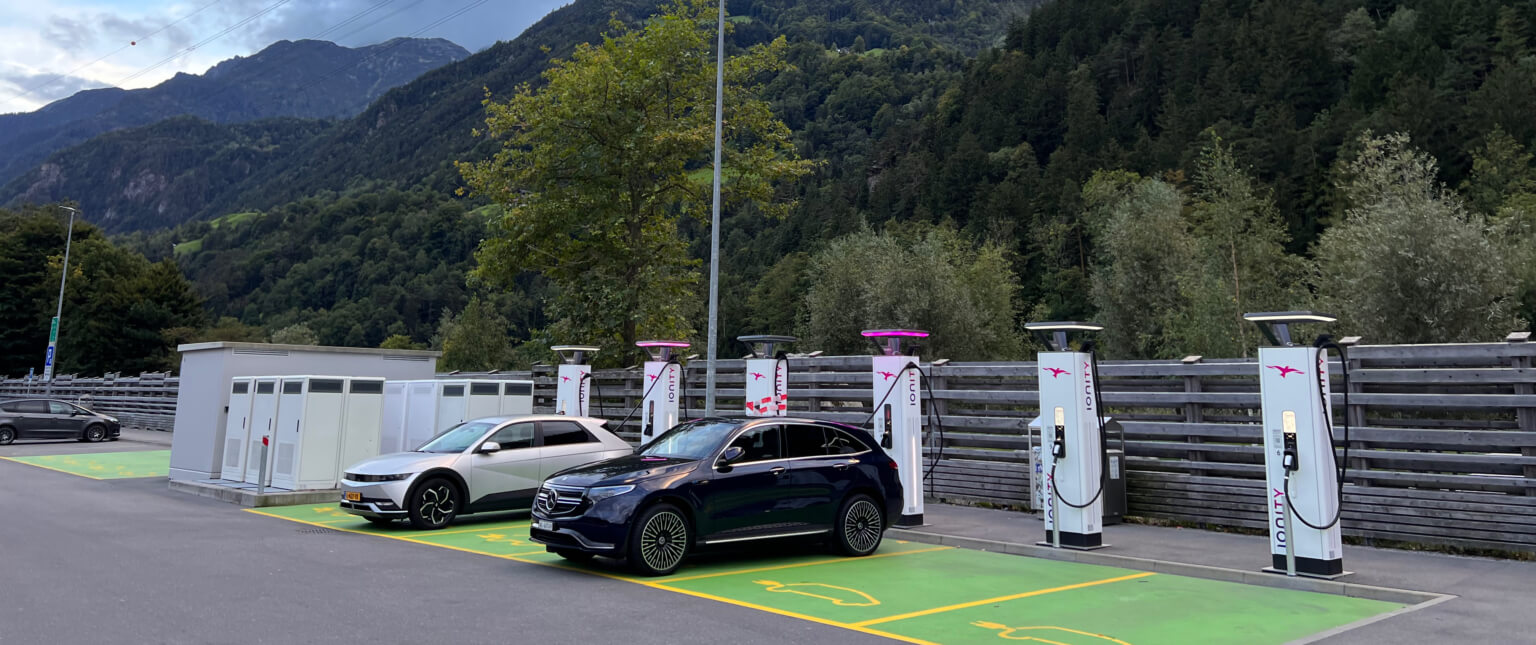 Met de elektrische auto naar Zwitserland