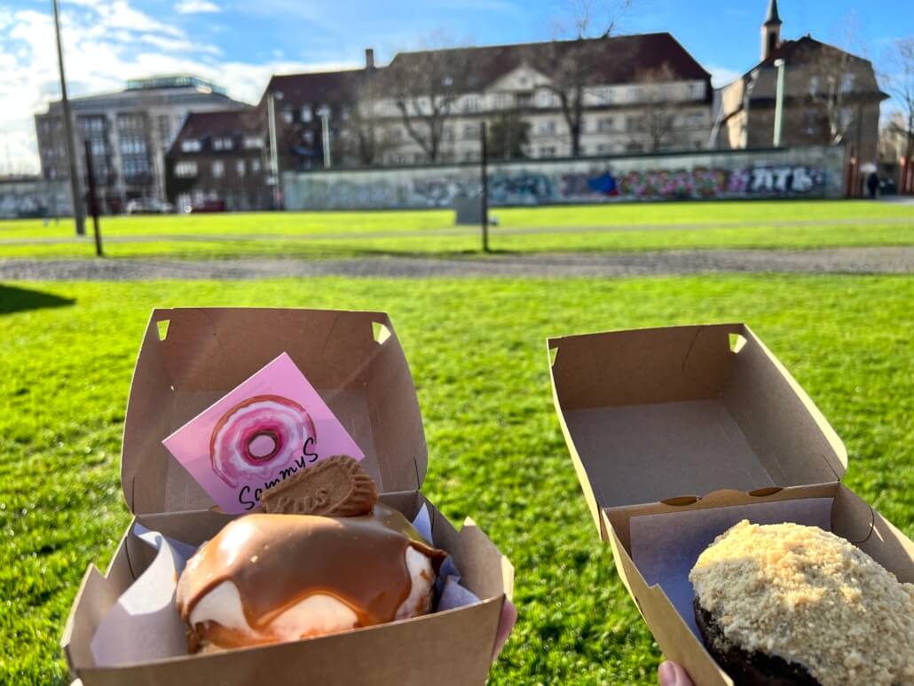 Een aanrader: proef een van de heerlijke Donuts van Sammy's Berliner Donuts