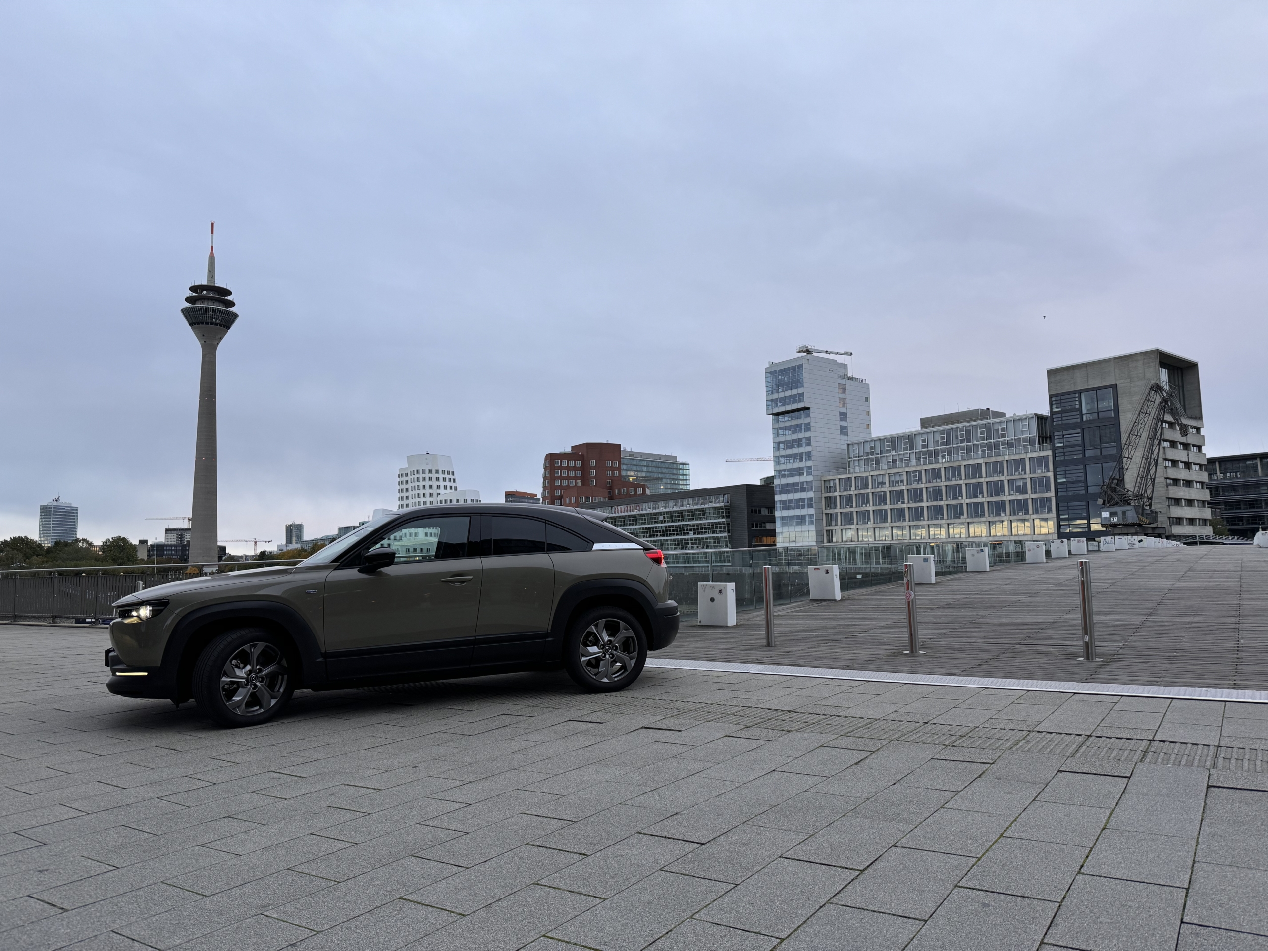 Düsseldorf Medienhafen is makkelijk bereikbaar met je elektrische auto