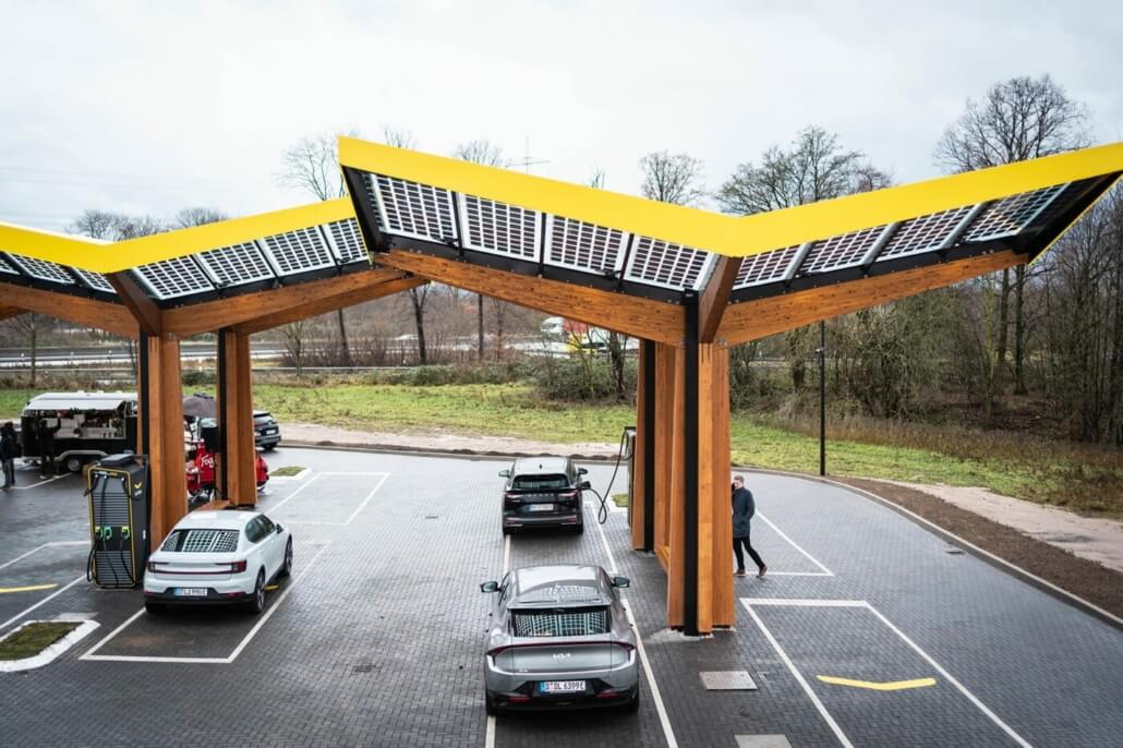 Eerste Fastned snellaadstation van Deutschlandnetz geopend