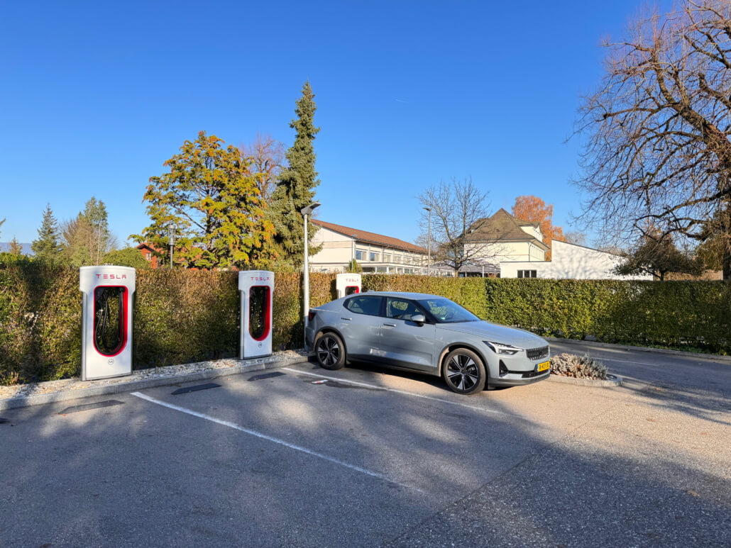3 redenen waarom je tijdens je vakantie bij Tesla wil Superchargen
