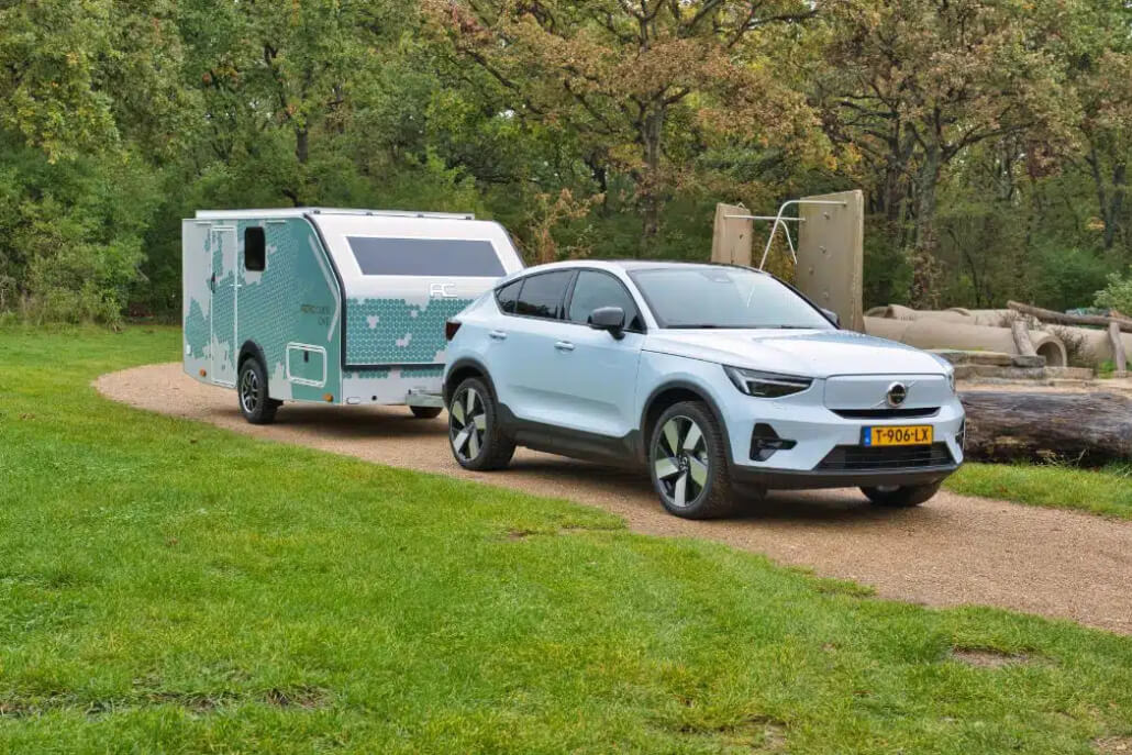 De lichtgewicht caravan Aerocabin One is gemaakt voor EV-rijders