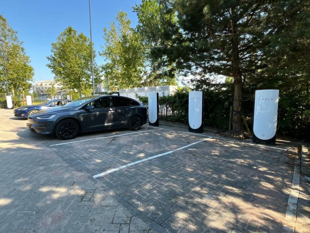 Tesla opent 50ste Supercharger locatie in Nederland