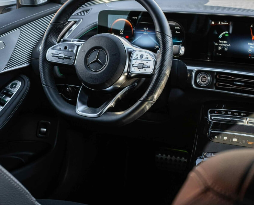 Mercedes EQB met veel bergruimte en een fijne elektrische SUV